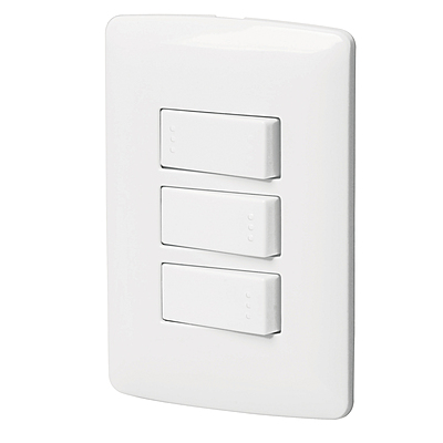Placa armada 3 interruptores sencillos,blanco,línea Italiana - PA-APTR-IB / 46463